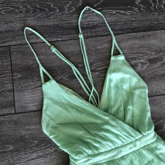 Backless flowy romper. 😍 - Picture 2 of 5